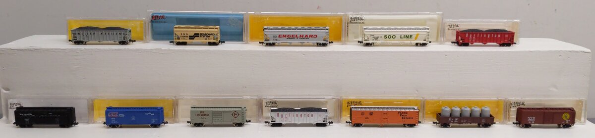 Atlas Assorted N Scale Freight Cars [12] EX/Box