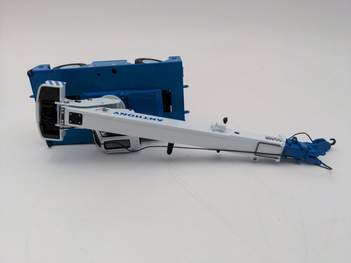 Shuttlelift SW2017-ANT 1:50 5540F Carry Deck Industrial Crane Anthony Colors VG/Box