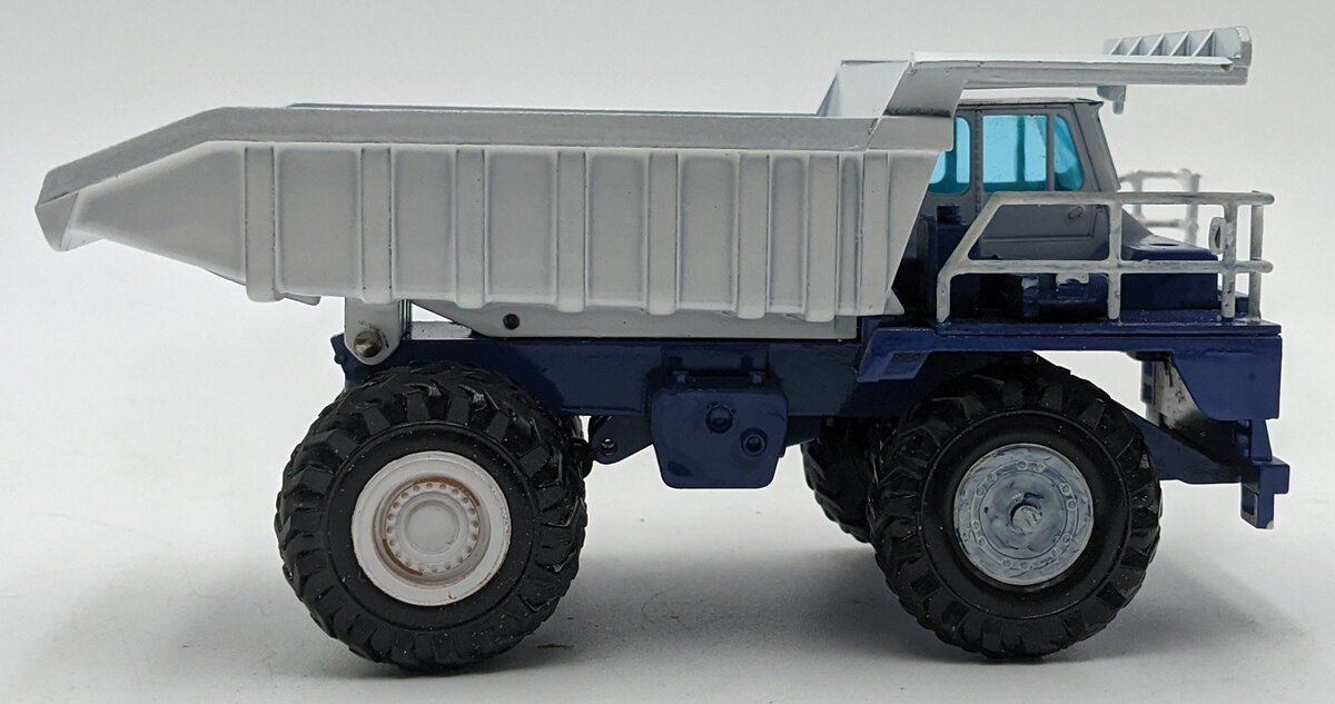 NZG 222 1:50 Scale Custom Diecast Caterpillar 769C Dump Truck VG/Box