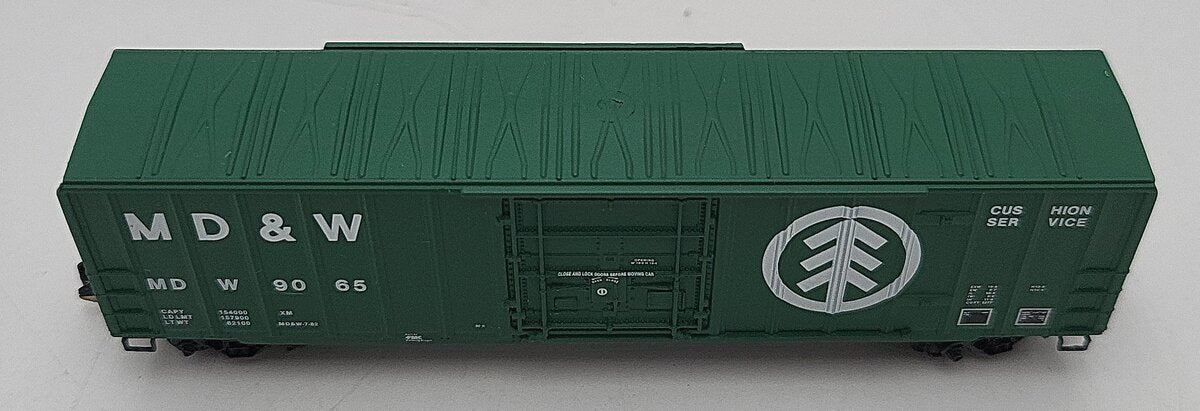 Micro-Trains 02700150 N MD&W 50' Plug Door Rib Side Boxcar #9065 LN/Box