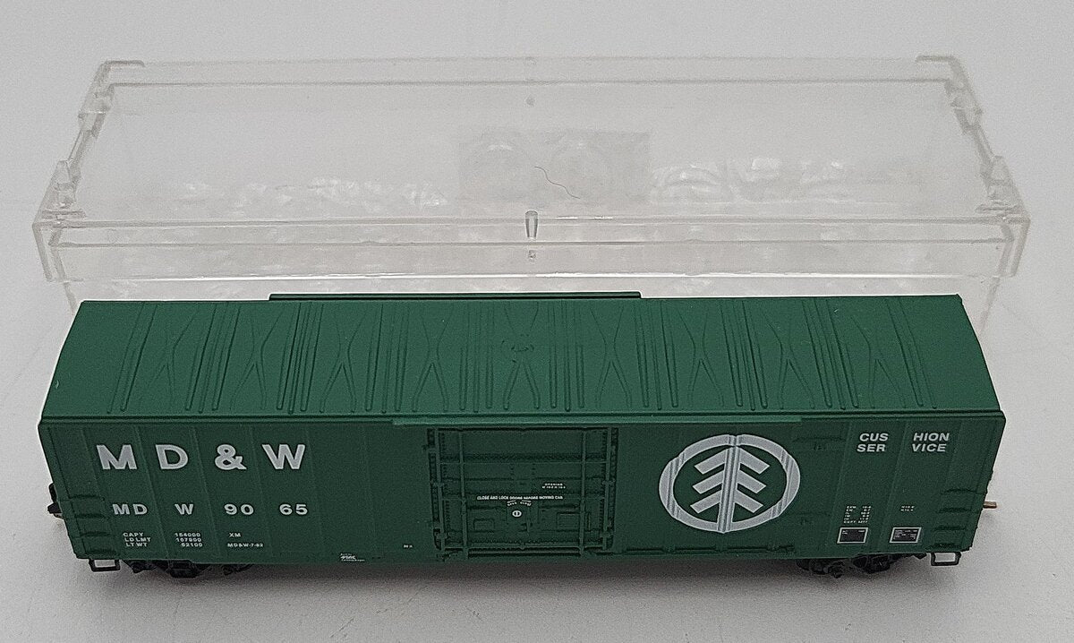 Micro-Trains 02700150 N MD&W 50' Plug Door Rib Side Boxcar #9065 LN/Box