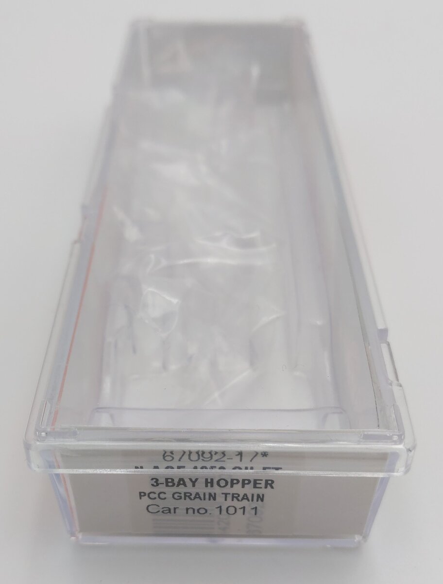 InterMountain 67092-17 N Scale PCC Grain Train 3-Bay Hopper #1011 LN/Box