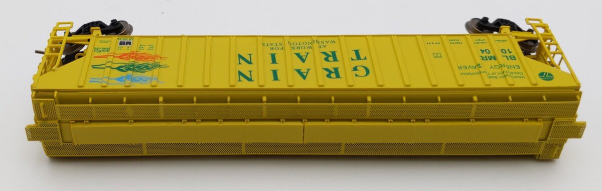 InterMountain 65330-04 N Scale Grain Train Rib Sided 3-Bay Hopper #1004 LN/Box