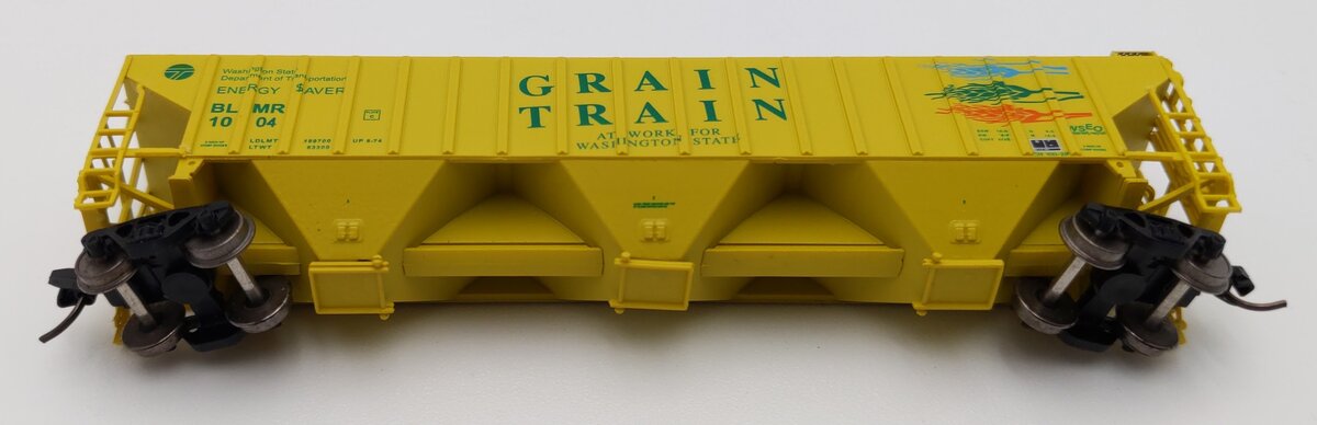 InterMountain 65330-04 N Scale Grain Train Rib Sided 3-Bay Hopper #1004 LN/Box