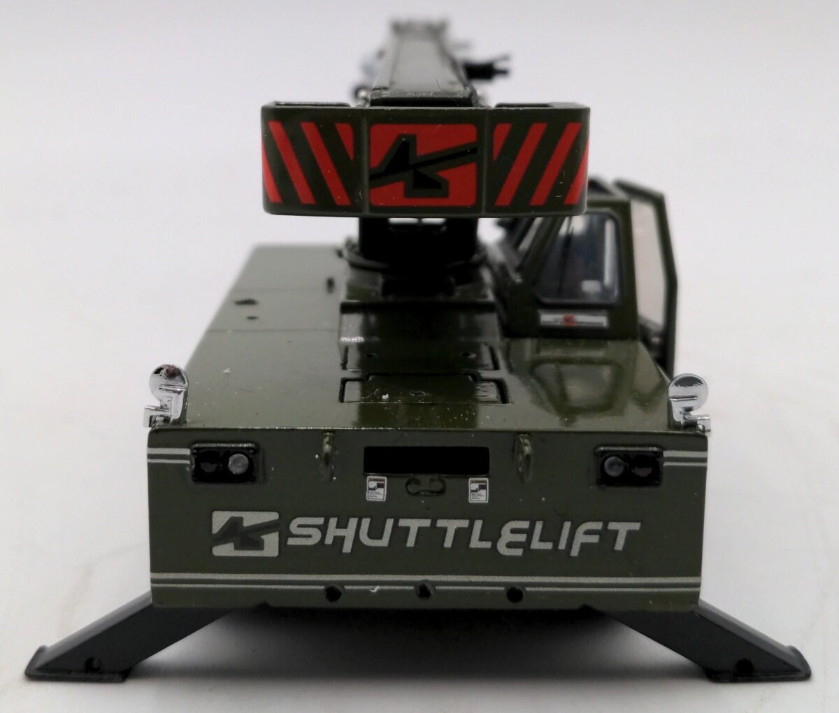 Sword Models SW2017-G 1:50 Diecast Shuttlelift Military Green 5540F Carrydeck NEW