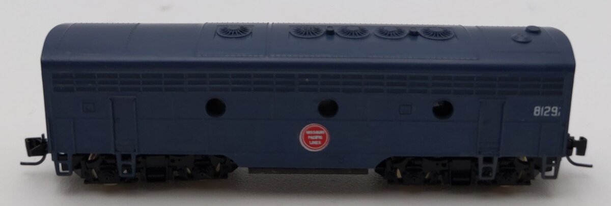 Micro-Trains Z Scale Custom MP F7 B-Unit Dummy Diesel Locomotive #8129