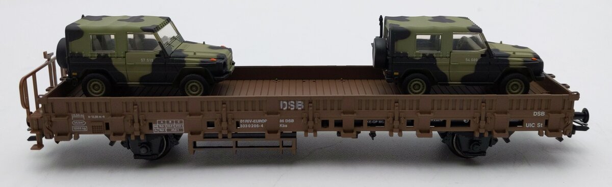 Marklin 46967 HO Scale 4MFOR Kbs Flatcar with 2 Vehicles LN/Box