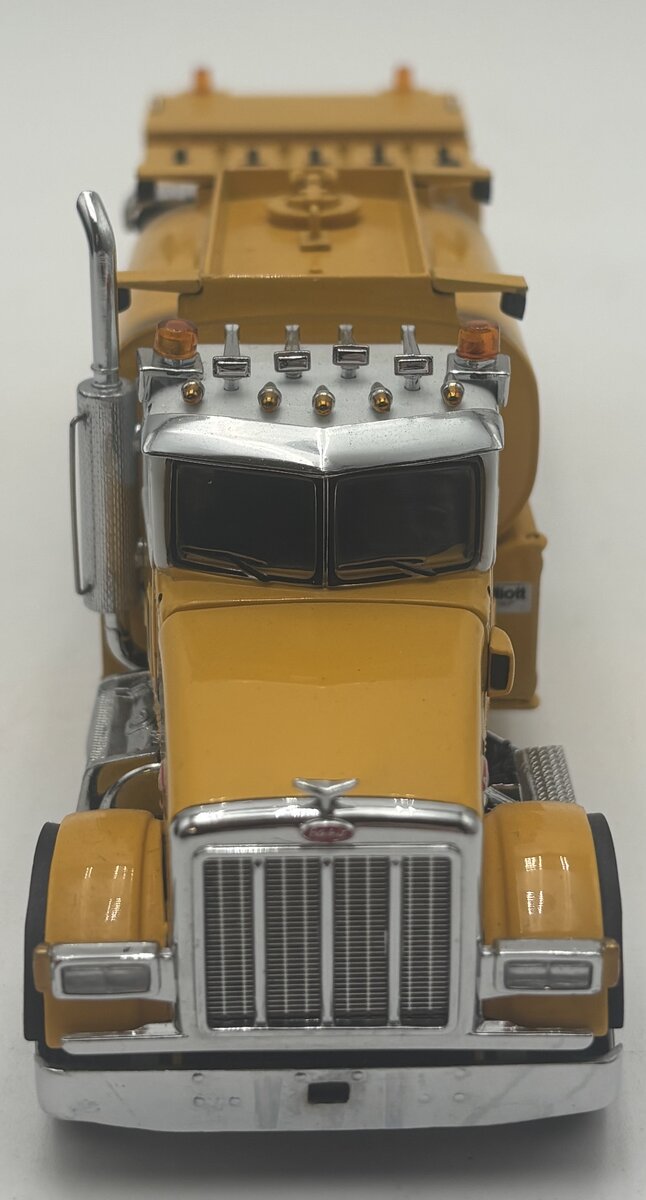 Sword Models SW2041-Y 1:50 Yellow Peterbilt 357 w/Elliot Fuel and Lube Body EX/Box