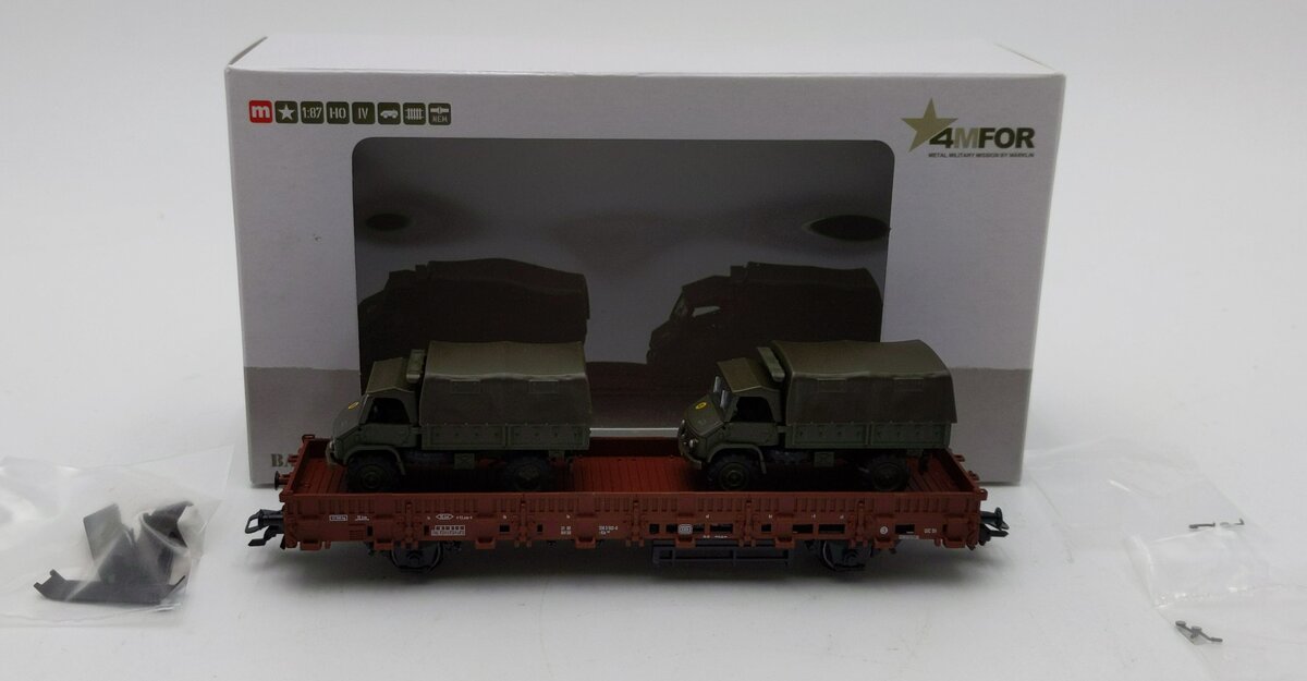 Marklin 46958 GFA: Flatcar w/2 Unimog Trucks LN/Box