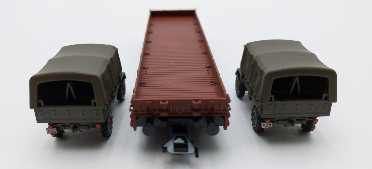 Marklin 46958 GFA: Flatcar w/2 Unimog Trucks LN/Box