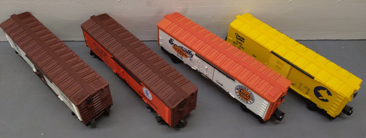 Lionel O Gauge Assorted Reefer and Boxcars: 9860, 9882, 9740, 9869 [4] EX