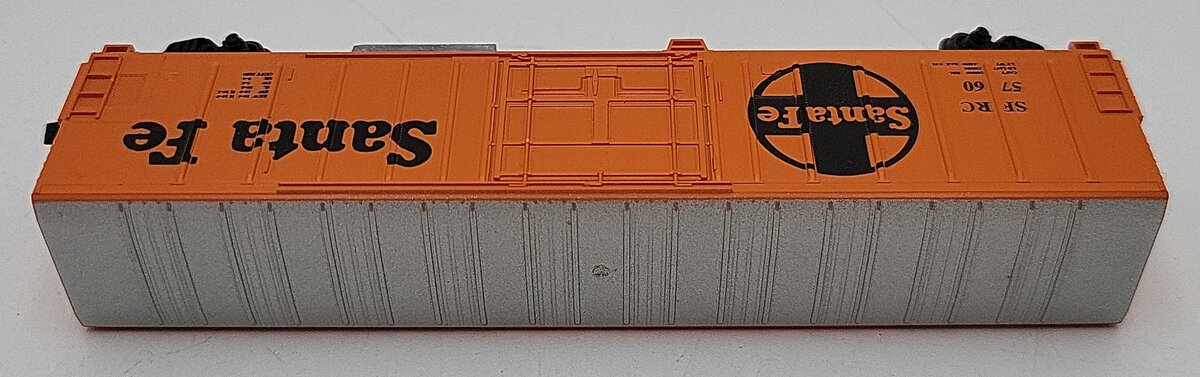 Roundhouse N Scale Santa Fe Boxcar #5760 LN/Box