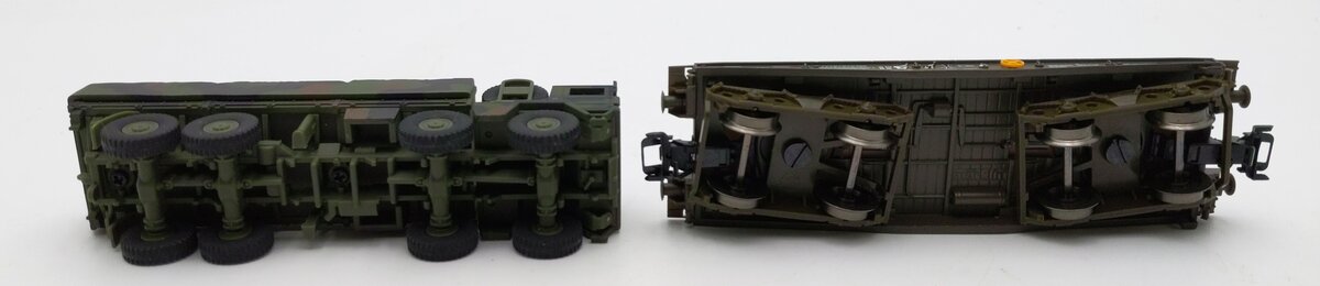 Marklin 48713 HO Scale Flatcar and 10T GL Truck LN/Box