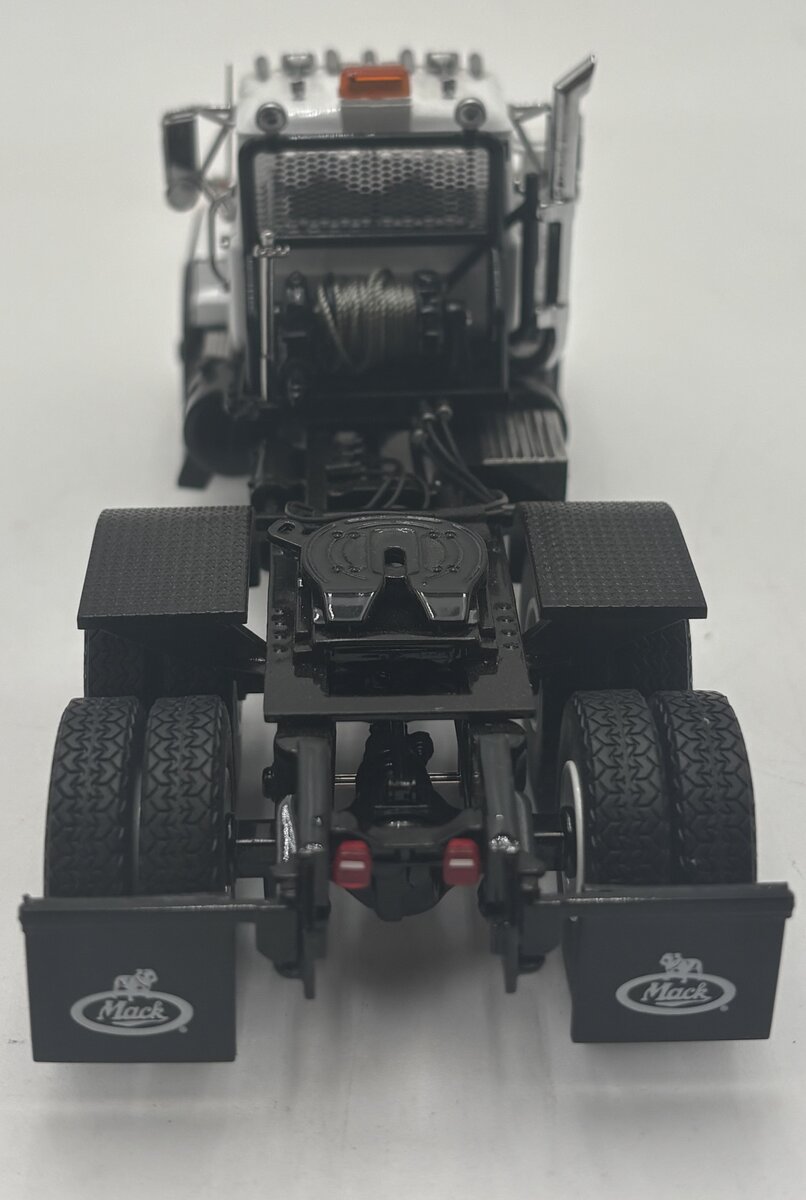 Heavy Haul Replicas HHR129D-2 1:50 Mack RD800 Tandem Axle Tractor White & Black LN/Box