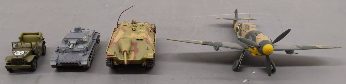 21st Century Toys & Other Assorted Military Vehicles [4] EX