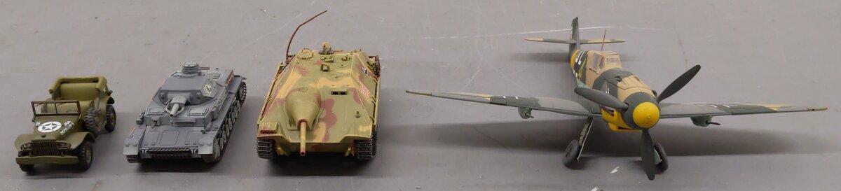 21st Century Toys & Other Assorted Military Vehicles [4] EX