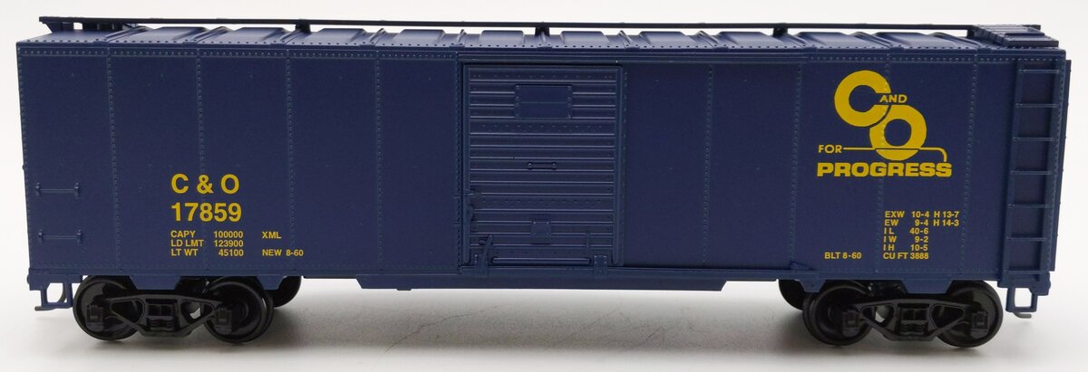 Crown Model B-113 O Gauge Chesapeake & Ohio 1932 ARA Style Boxcar #17859 EX