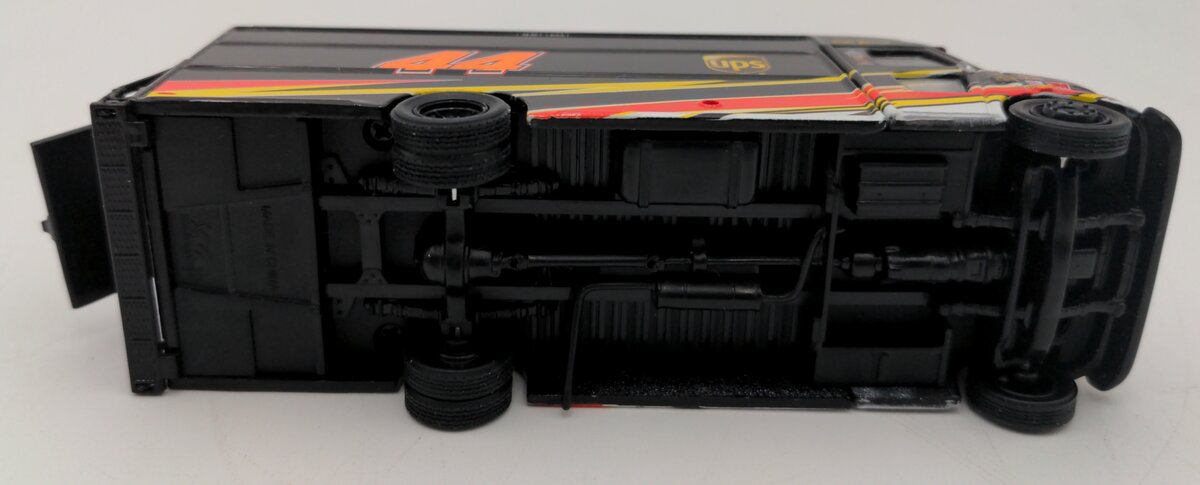 Action Racing 1:64 Diecast Dale Jarrett #44 UPS Package Truck EX/Box
