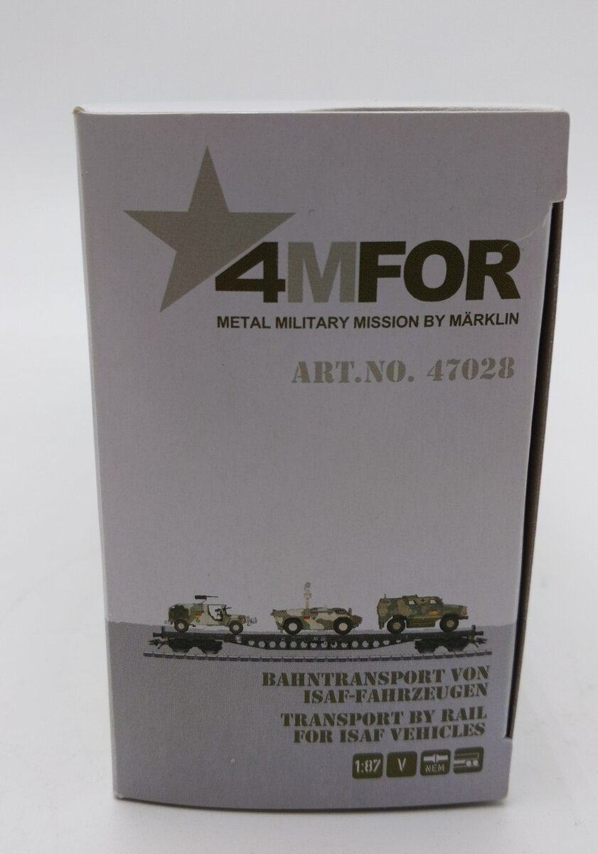 Marklin 47028 HO Scale Flat Car w/3 vehicles LN/Box