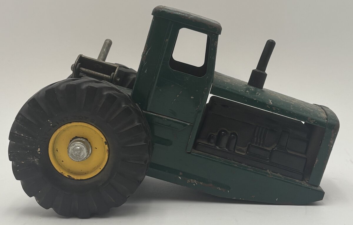 Nylint 1:16 Industrial Tractor & Lowboy Trailer Set