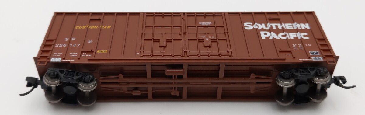 InterMountain 6134004-03 N Scale Southern Pacific Double Door Boxcar #226147 LN/Box