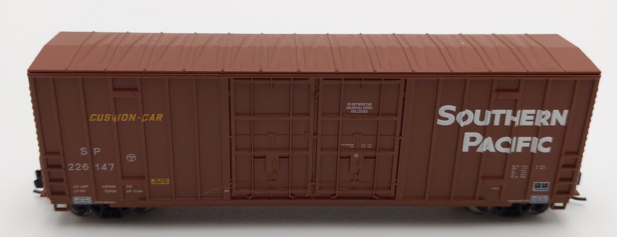 InterMountain 6134004-03 N Scale Southern Pacific Double Door Boxcar #226147 LN/Box