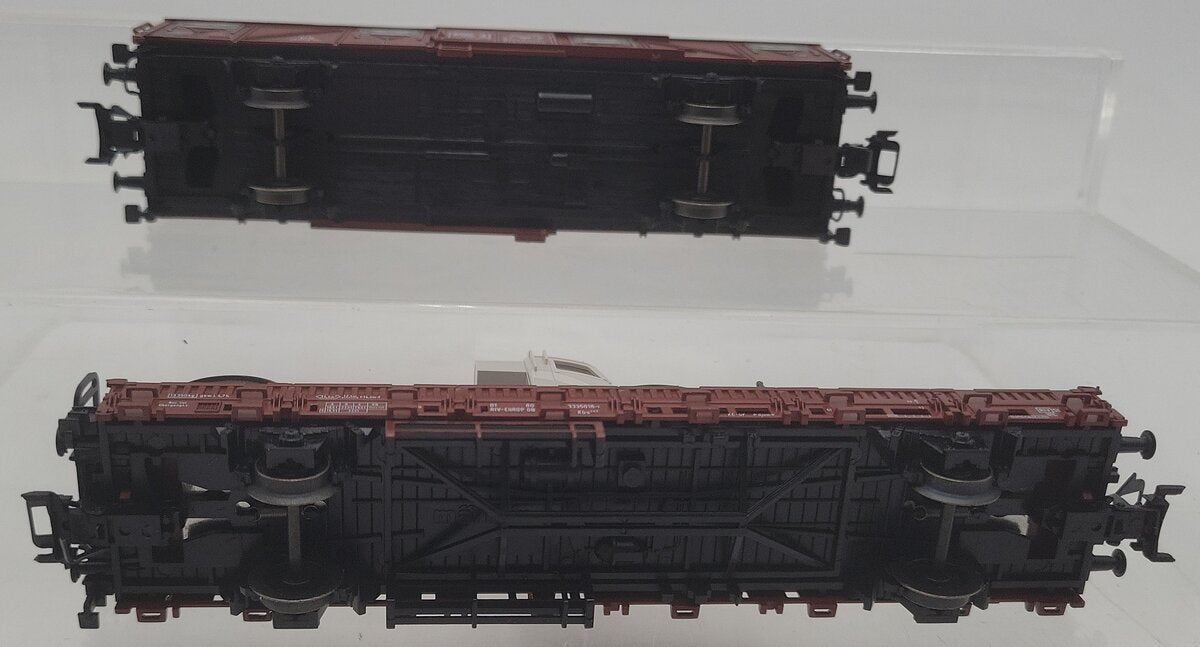 Marklin 90390 HO Scale 100 Jahre Bussing Nutzfahrzeuge Freight Cars (Set of 2) LN/Box