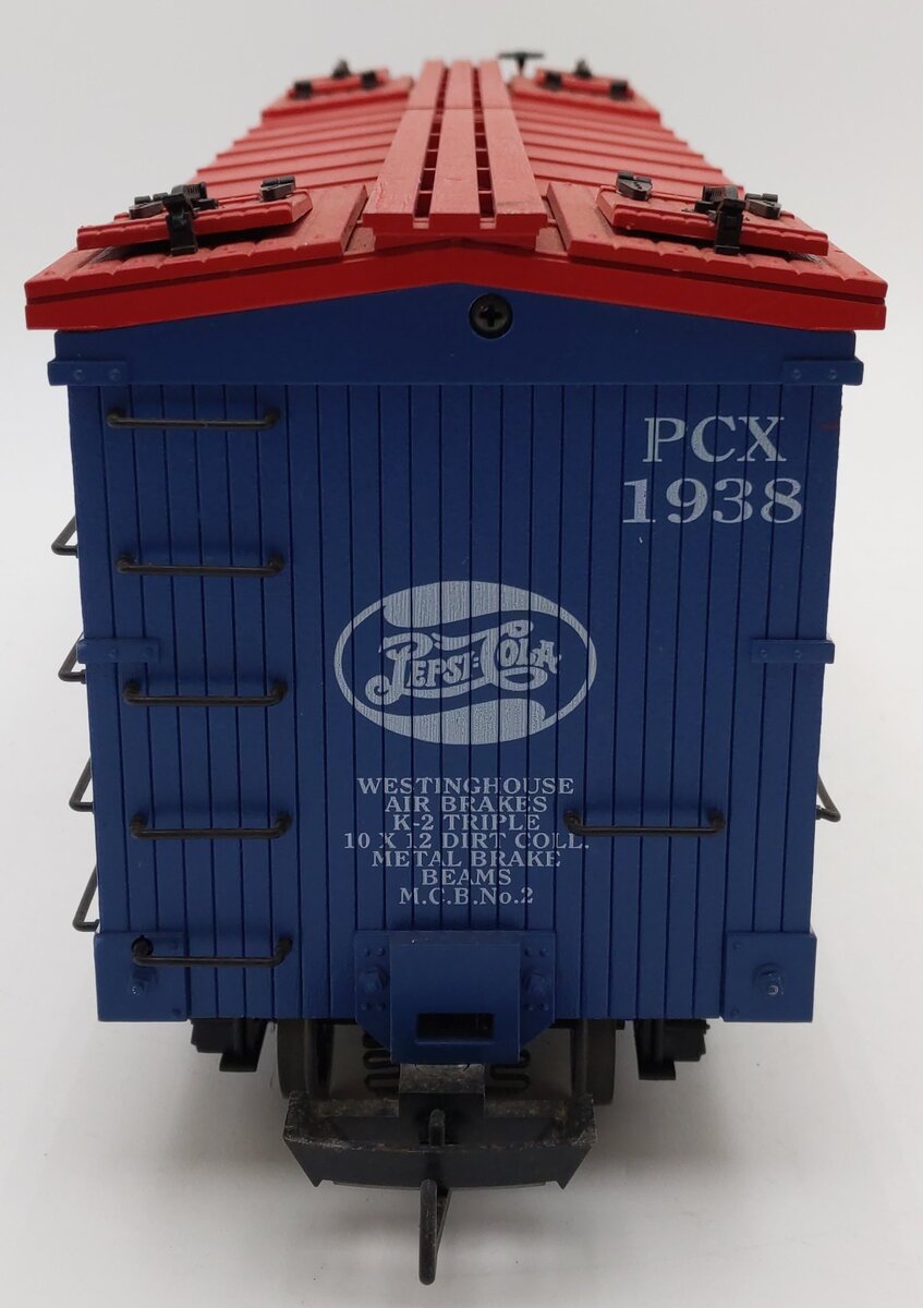 USA Trains R16124 G Scale Pepsi-Cola "12 Ounces for a Nickel" Reefer #1938 VG