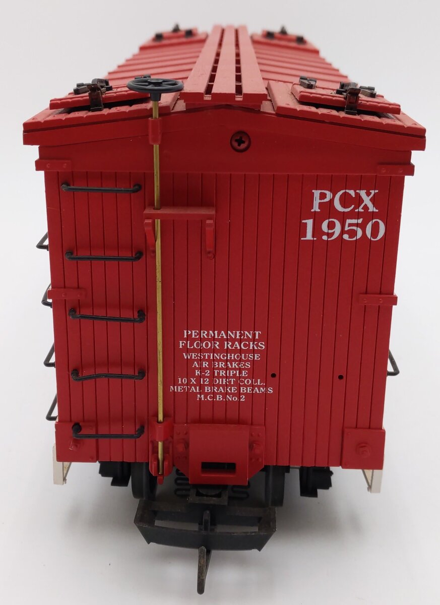 USA Trains R16123 G Scale Pepsi-Cola "Have a Pepsi" Reefer #1950 VG