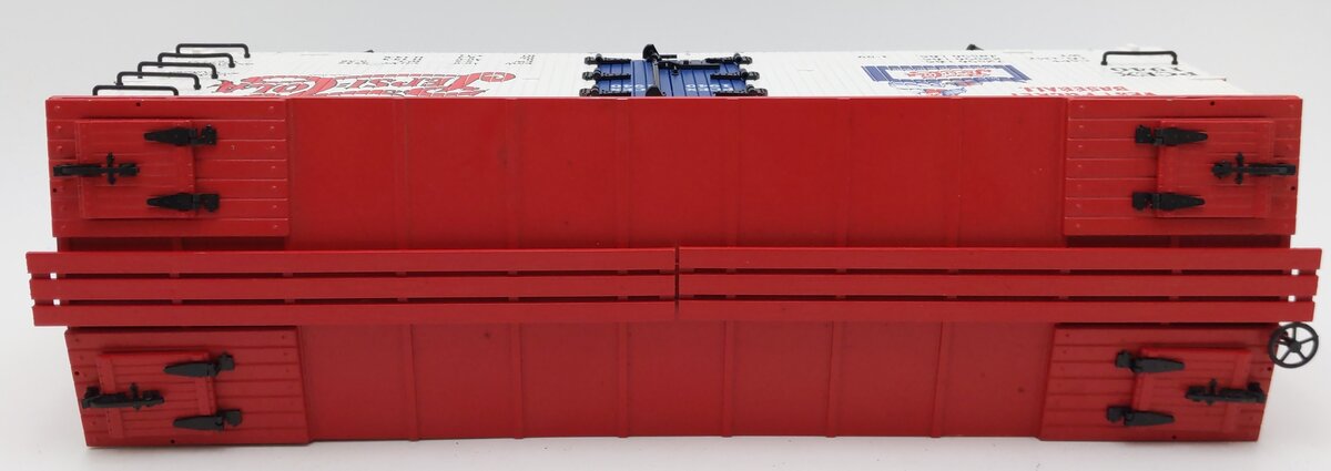 USA Trains 16127 G Scale Pepsi-Cola "Vest Pocket Baseball" Reefer Car #1940 VG