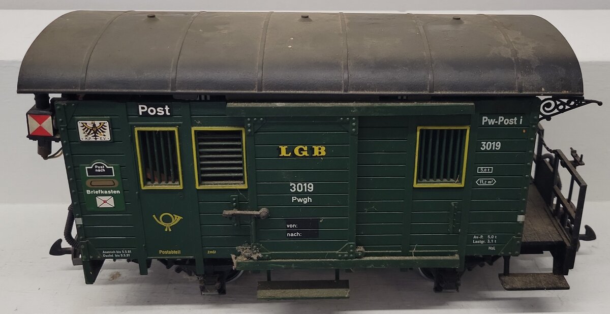 LGB 3019 G Scale Lighted Postal Car (Metal Wheels) VG