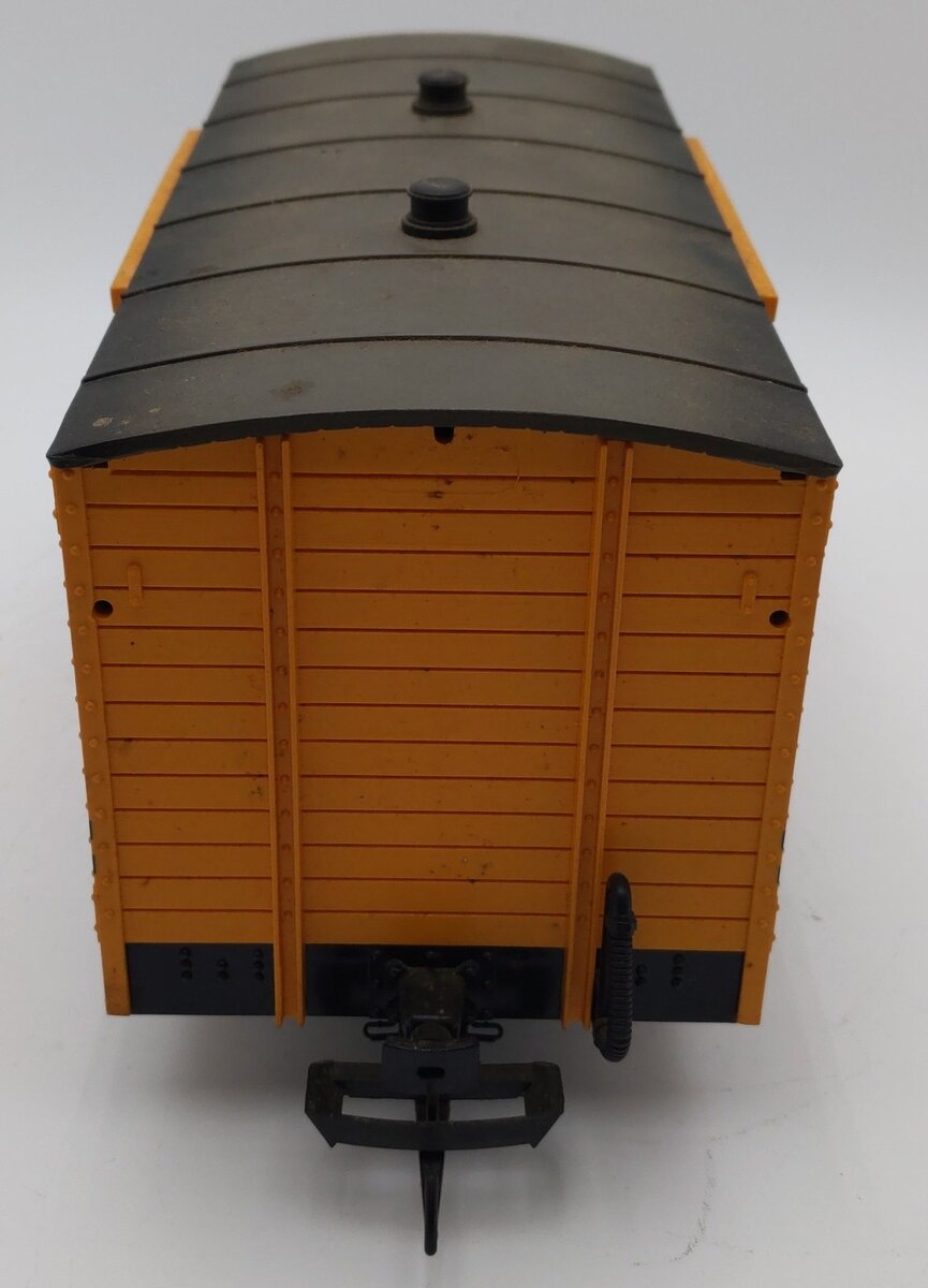 LGB 4033 G Scale Chiquita Boxcar #4033 VG
