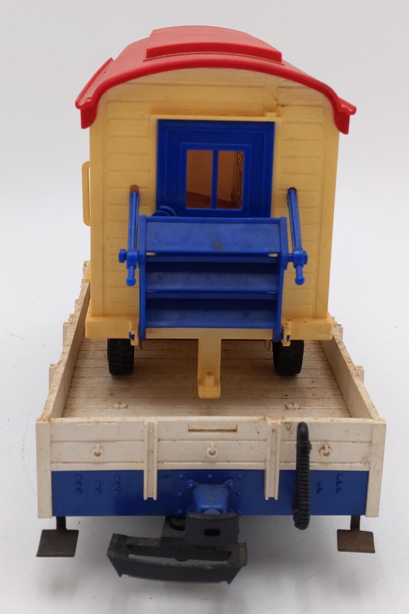 LGB 41380 G Scale Circus Car w/ Animal Cage