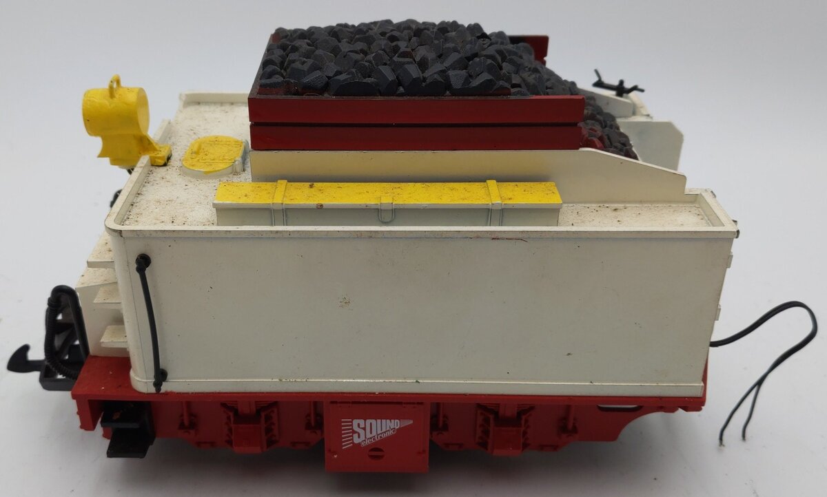 LGB 69572 G Scale AT&SF Motorized Tender w/ Sound
