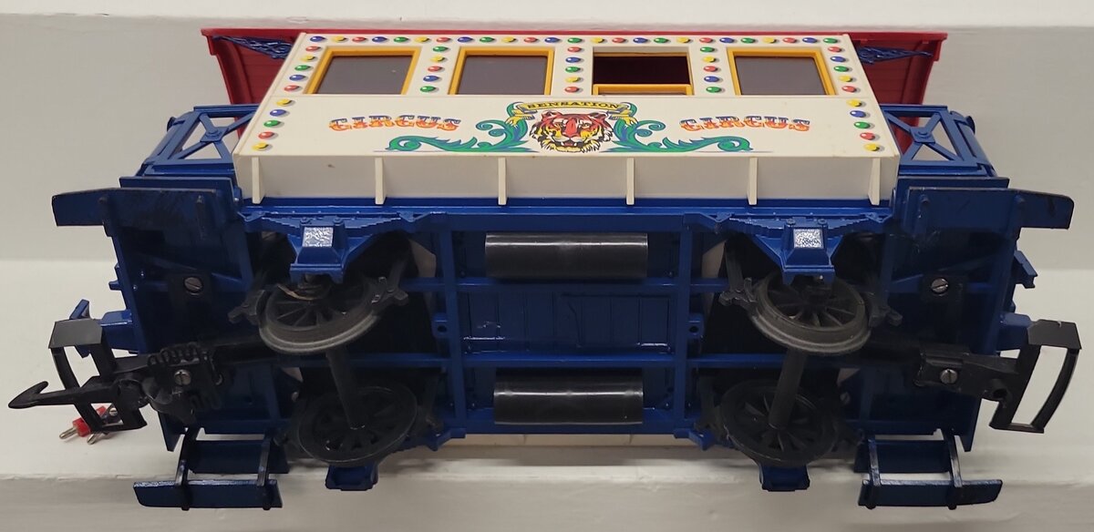LGB 30360 G Scale Circus Passenger Car VG