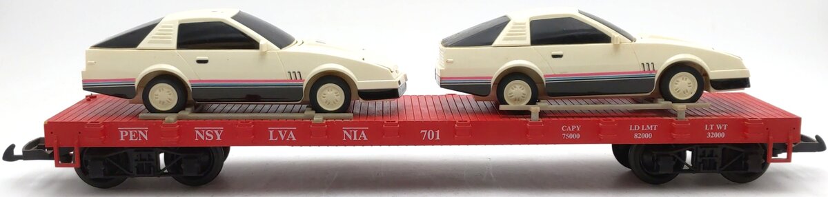 USA Trains 701 G Pennsylvania Flat Car with Two Autos EX