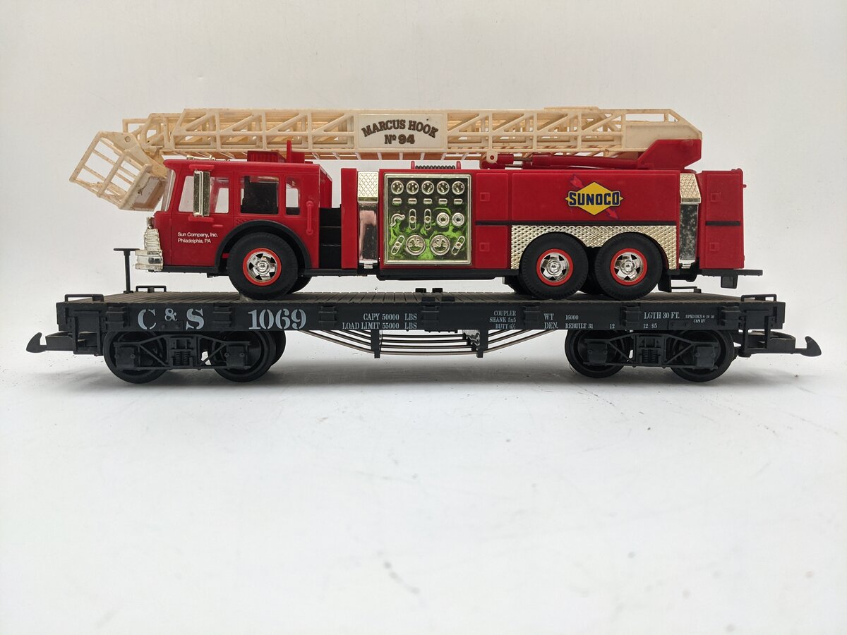 LGB 42690 G Colorado and Southern Flatcar w/ Firetruck #1069 EX