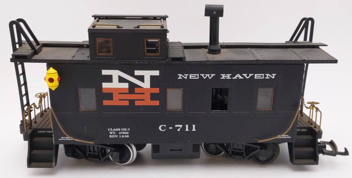 Aristo-Craft 42117 New Haven C-711 Caboose - Metal Wheels VG