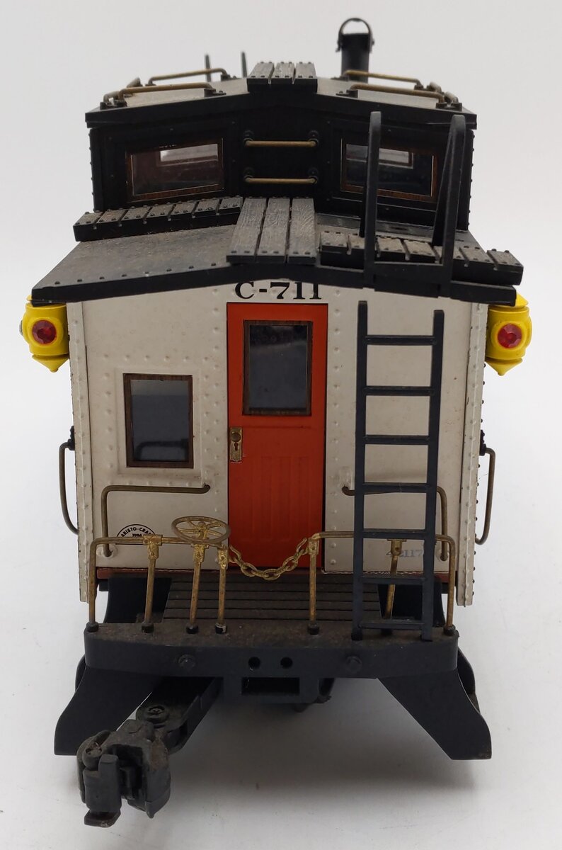 Aristo-Craft 42117 New Haven C-711 Caboose - Metal Wheels VG
