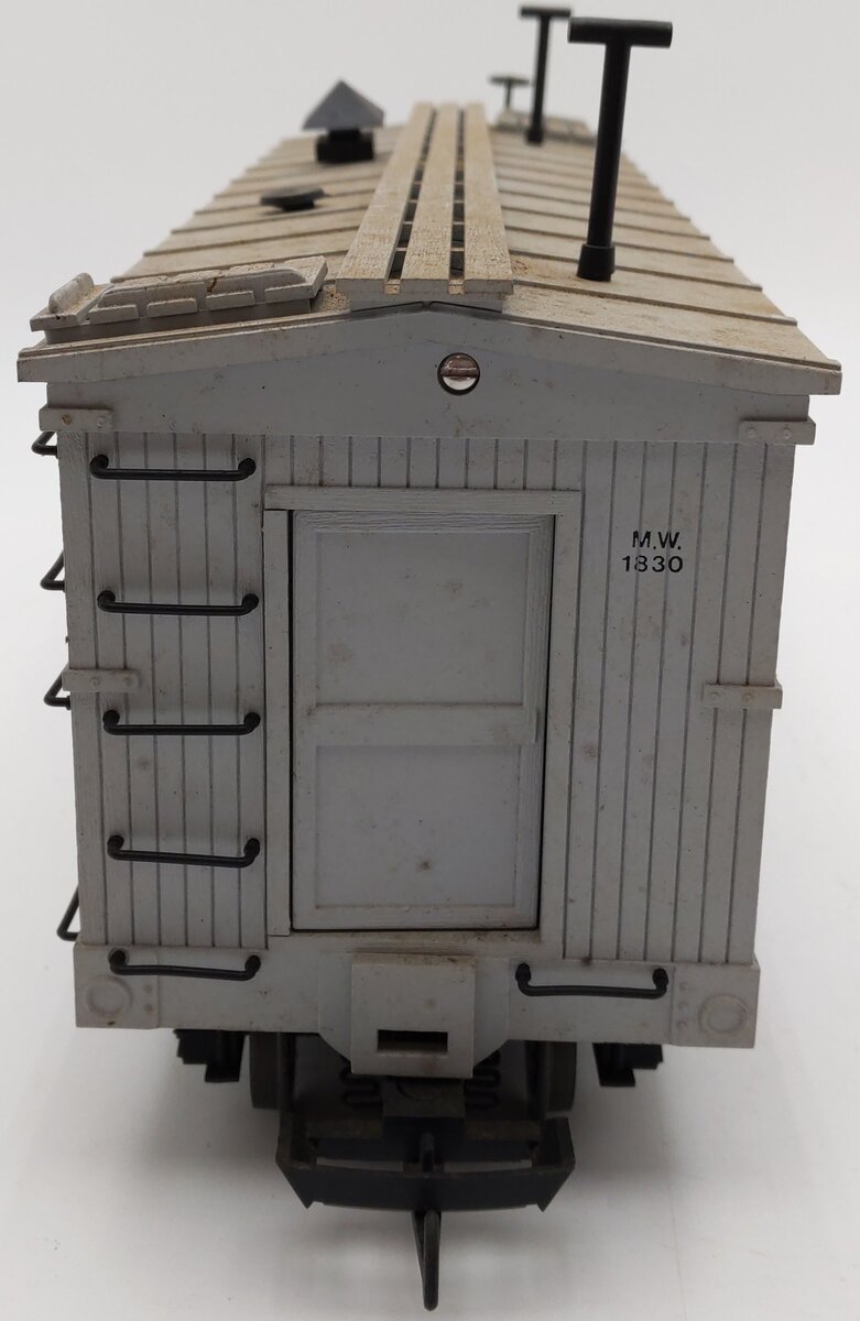 USA Trains 1830 G Scale Maintenance of Way Bunk Car VG