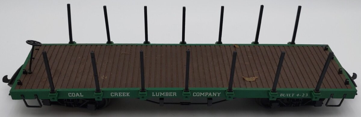 Bachmann 93641 G Scale Coal Creek Lumber Flat Car w/Stakes EX