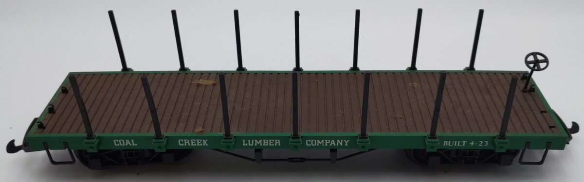 Bachmann 93641 G Scale Coal Creek Lumber Flat Car w/Stakes EX
