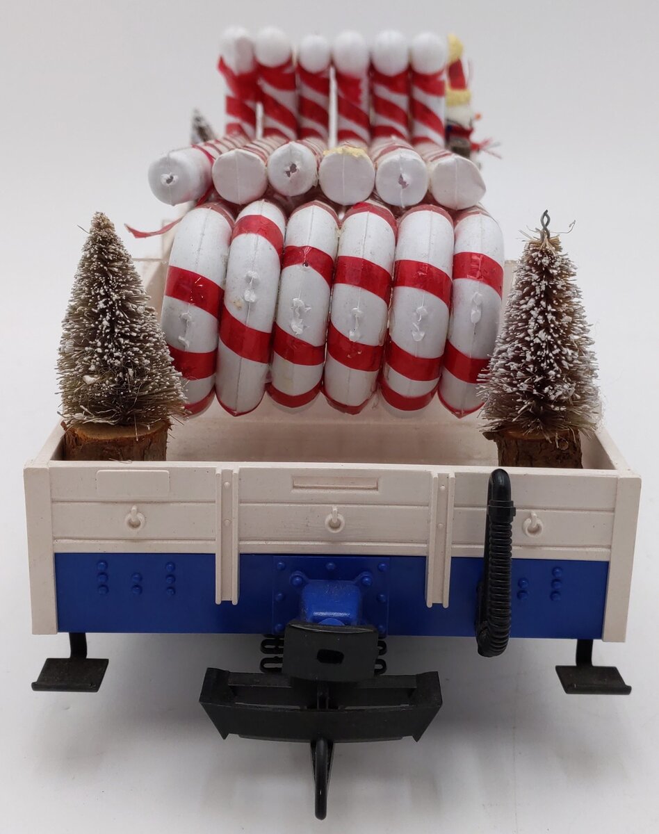 LGB 4038 G Scale Flatcar w/Custom Candy Cane Load EX/Box