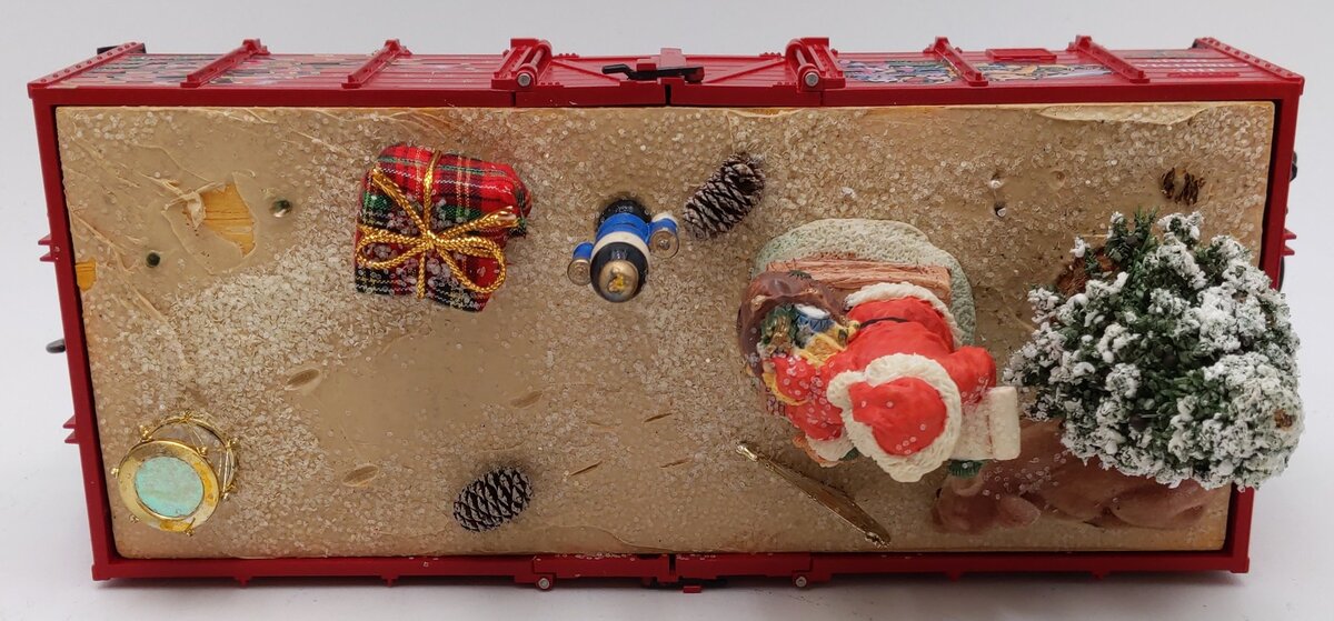 LGB 4021CT G Scale The Christmas Train Red Gondola w/Custom Christmas Load EX