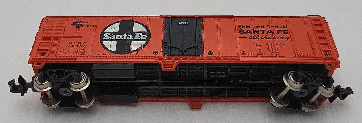Bachmann 70950 N scale Santa Fe 51' Steel Reefer #55360 VG/Box