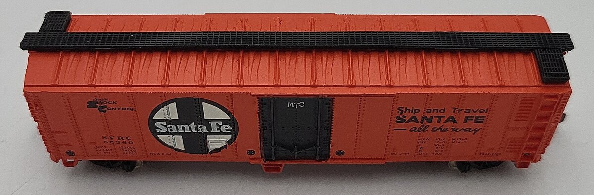Bachmann 70950 N scale Santa Fe 51' Steel Reefer #55360 VG/Box