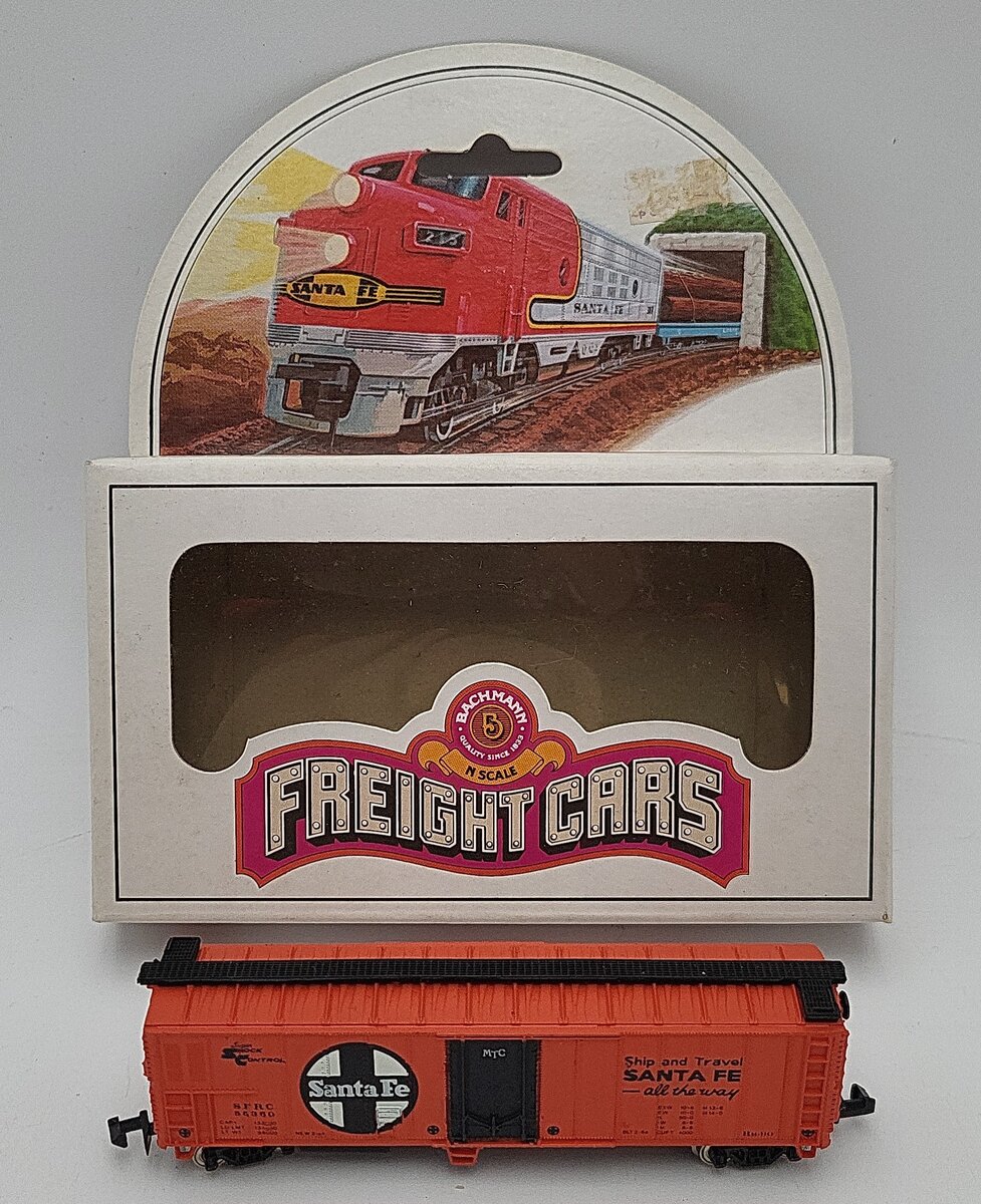 Bachmann 70950 N scale Santa Fe 51' Steel Reefer #55360 VG/Box