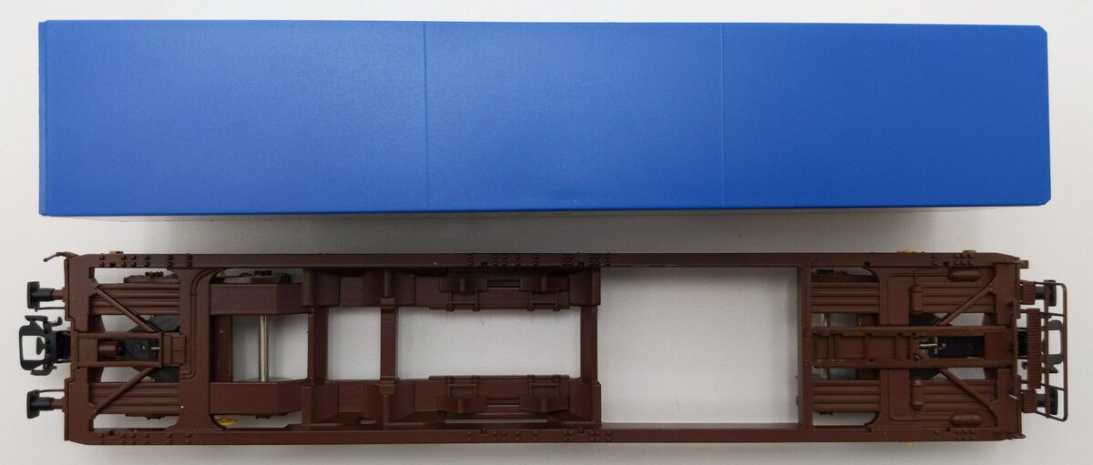 Marlkin 47074-3 HO Scale Austrian Railway Deep Flatcar w/ Container NIB