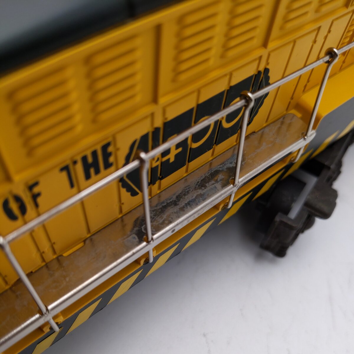 Lionel 6-8056 O Gauge Chicago & Northwestern FM Diesel Locomotive #8056 EX/Box