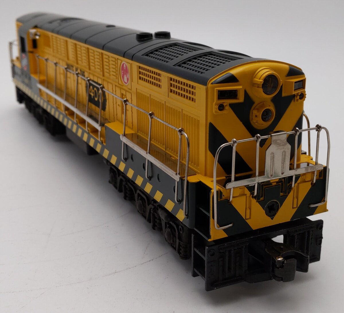 Lionel 6-8056 O Gauge Chicago & Northwestern FM Diesel Locomotive #8056 EX/Box